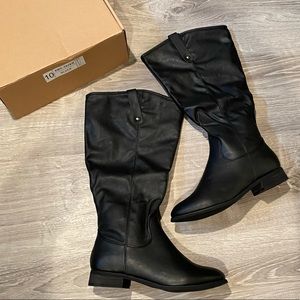 Worn once. Journee Collection Footwear Boots. Recycled the box.